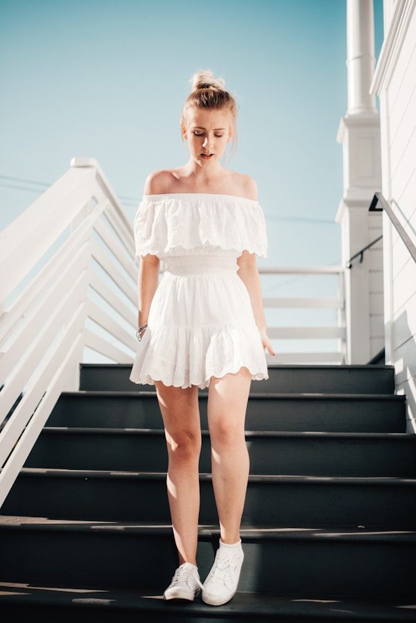 Robes d'été femme — Stock fin de saison